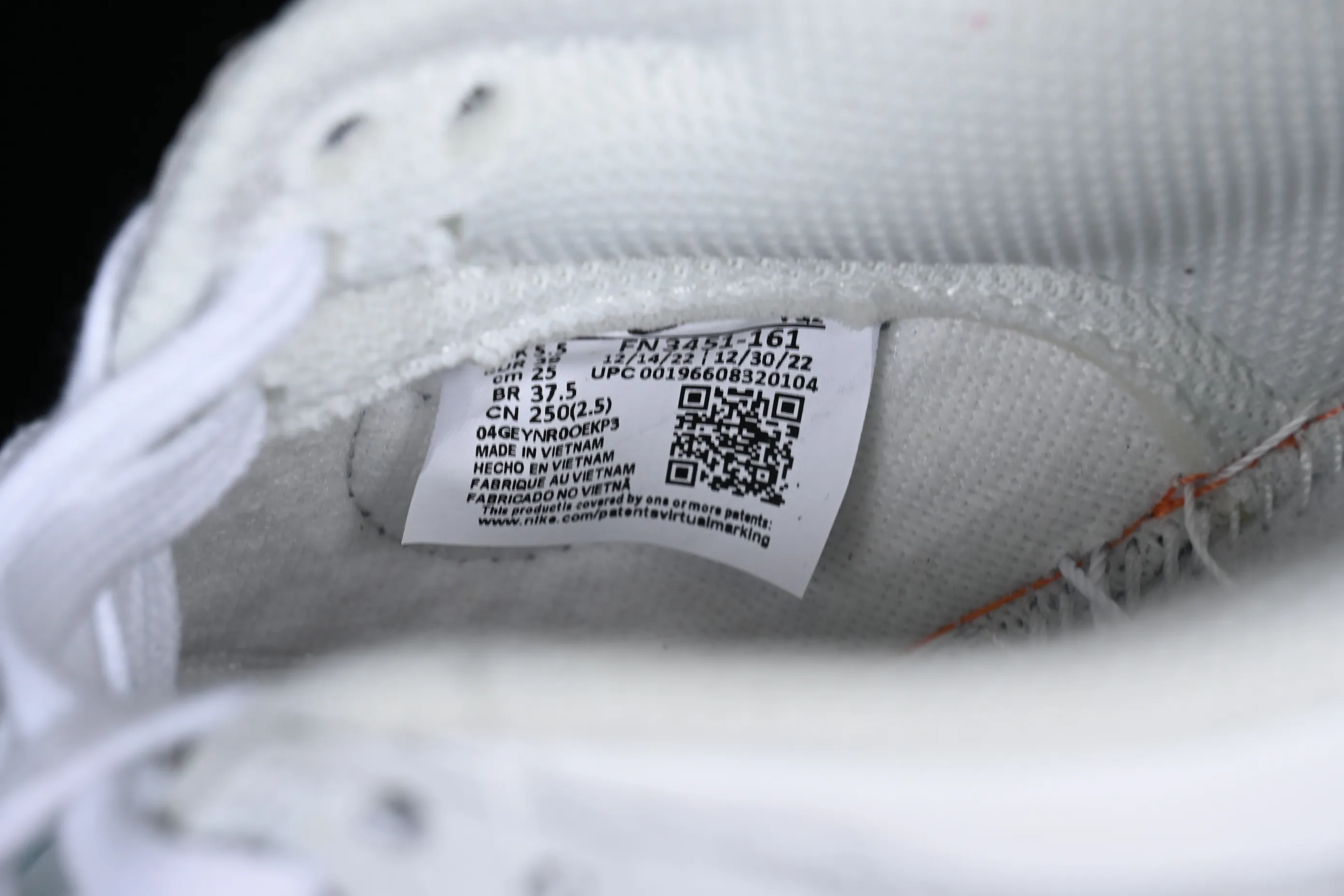 All categories Nk SB Dunk series Nk SB Dunk Low low-top sneakers F version Nk SB Dunk Low "520" Valentine's Day limited SB low-top sports and leisure sneakers FN3451-161